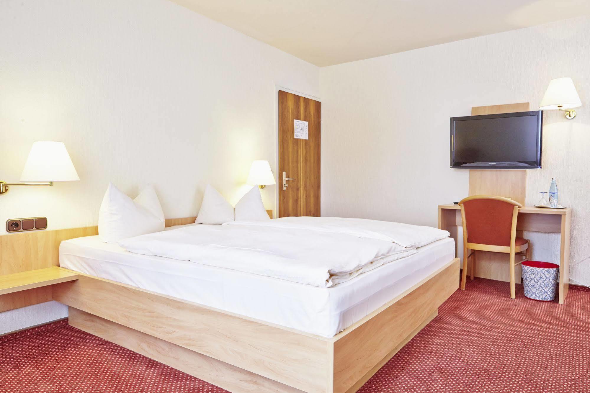 Ringhotel Garni Pflug Oberkirch Kültér fotó